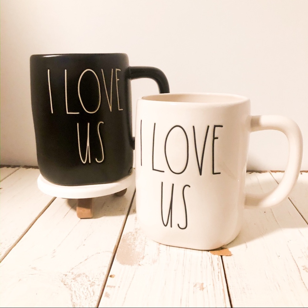 Rae Dunn I love us mug set